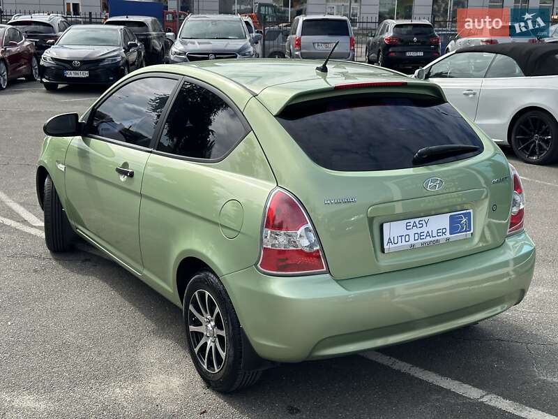 Хэтчбек Hyundai Accent 2008 в Киеве