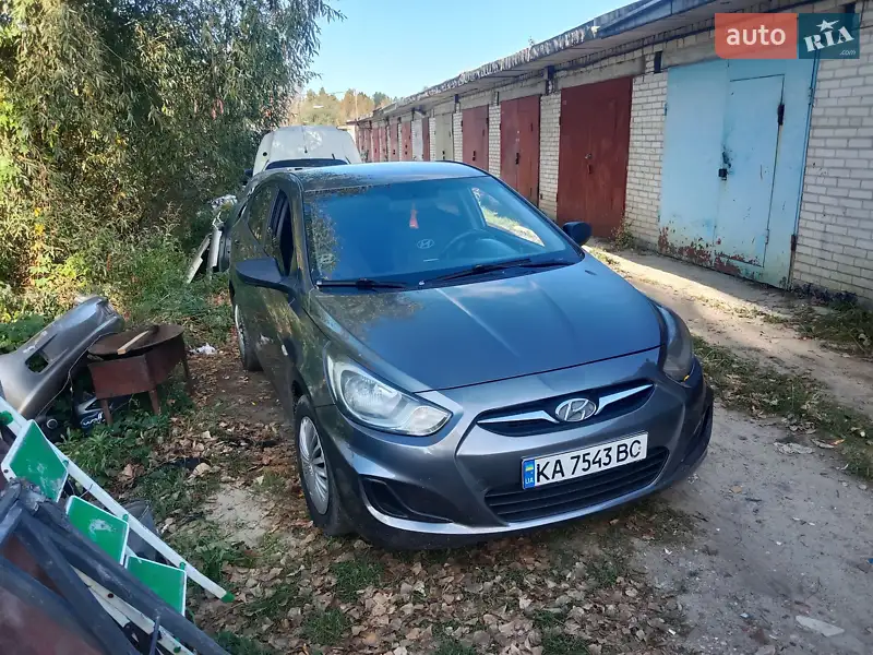 Hyundai Accent 2014