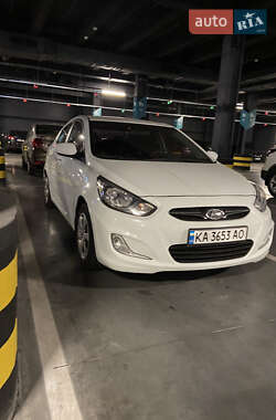 Седан Hyundai Accent 2012 в 