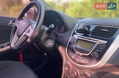 Седан Hyundai Accent 2012 в Києві