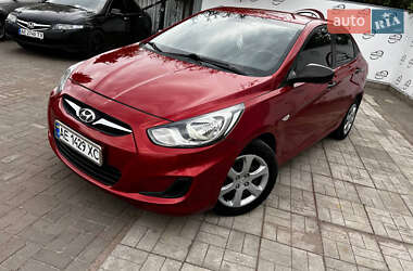 Седан Hyundai Accent 2011 в Днепре