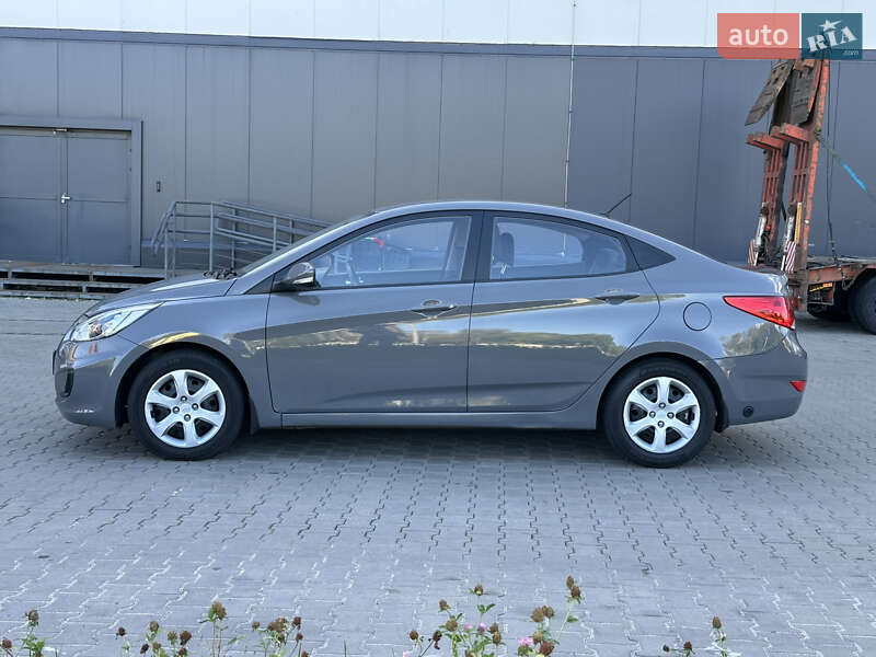Седан Hyundai Accent 2019 в Киеве