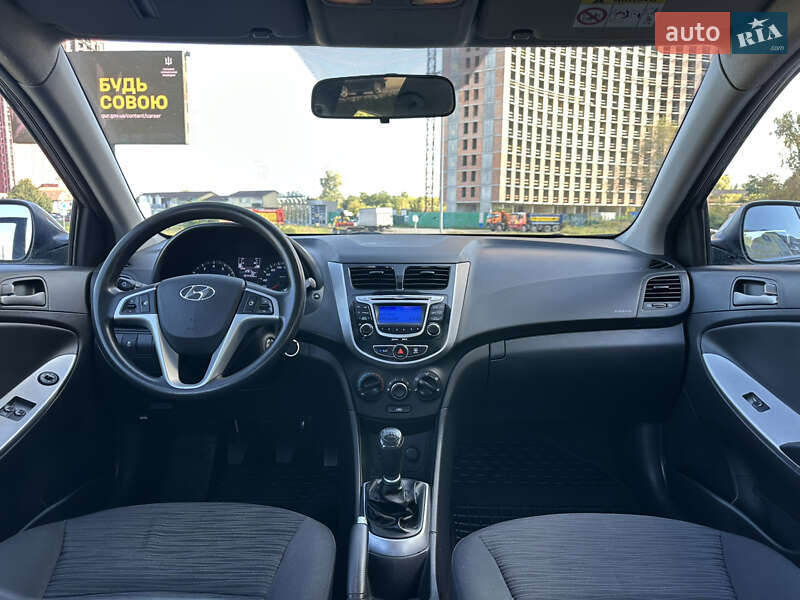 Седан Hyundai Accent 2019 в Киеве