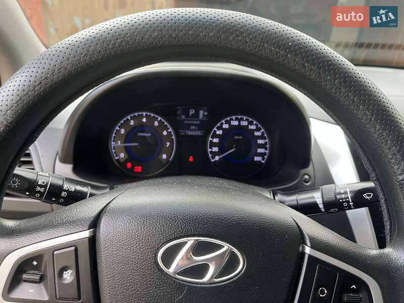 Седан Hyundai Accent 2012 в Херсоні фото 7 Седан Hyundai Accent 2012 в Херсоні