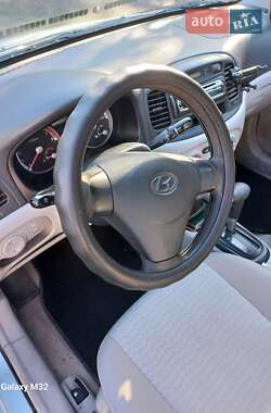 Седан Hyundai Accent 2009 в 