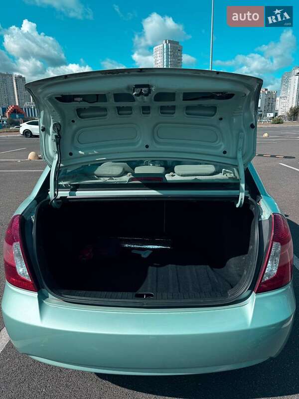 Седан Hyundai Accent 2008 в Киеве