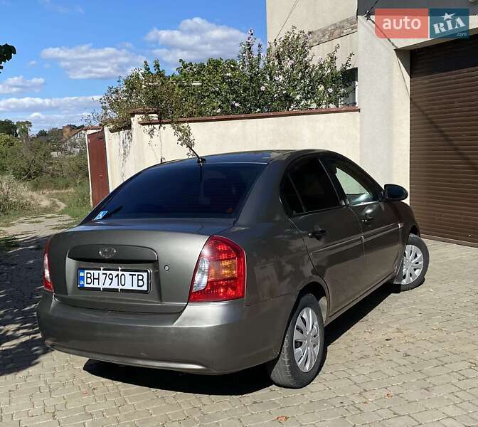 Седан Hyundai Accent 2010 в Одессе