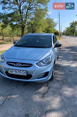 Седан Hyundai Accent 2012 в 