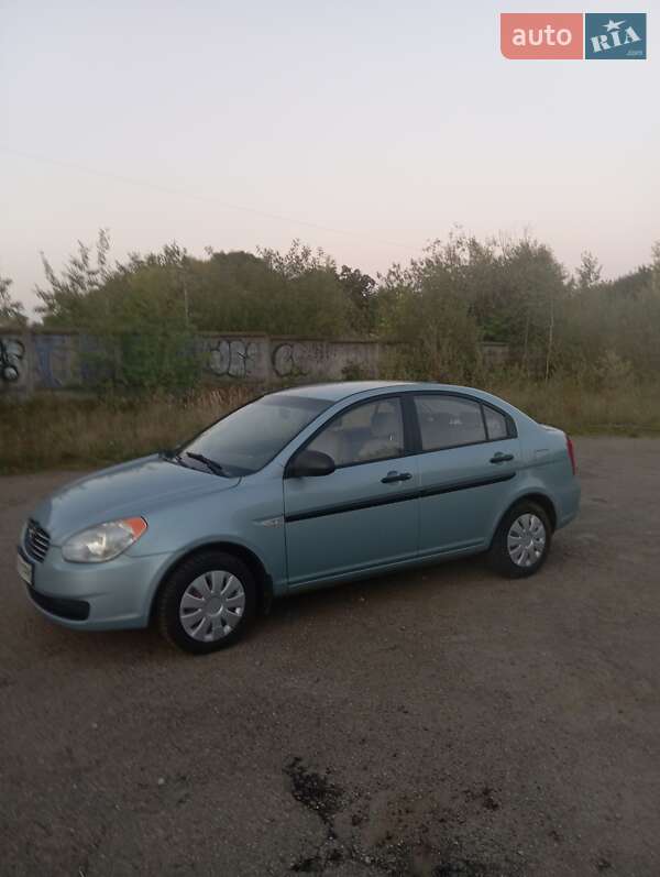 Седан Hyundai Accent 2008 в Львове