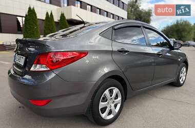 Седан Hyundai Accent 2013 в 