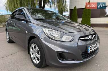 Седан Hyundai Accent 2013 в 