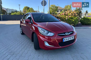 Седан Hyundai Accent 2012 в 