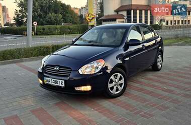 Седан Hyundai Accent 2009 в Киеве