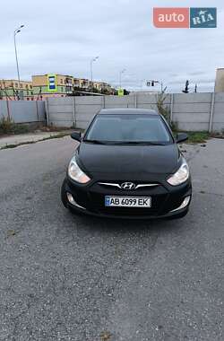 Седан Hyundai Accent 2013 в 