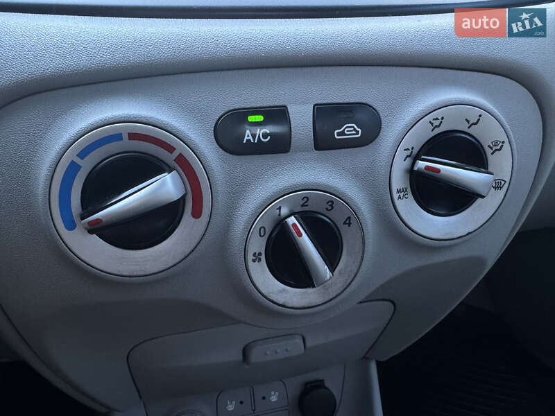Седан Hyundai Accent 2008 в Одессе