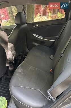 Седан Hyundai Accent 2012 в 