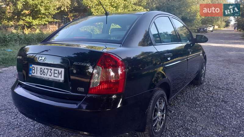 Седан Hyundai Accent 2008 в Миргороде