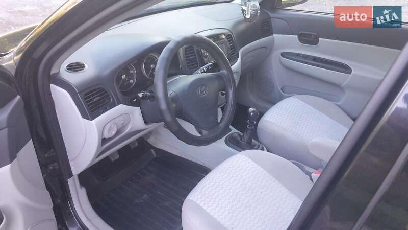 Седан Hyundai Accent 2008 в Миргороде