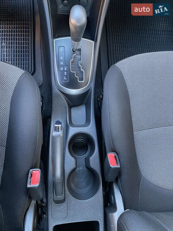 Седан Hyundai Accent 2011 в Мукачево