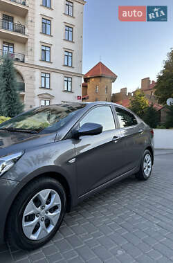 Седан Hyundai Accent 2016 в 