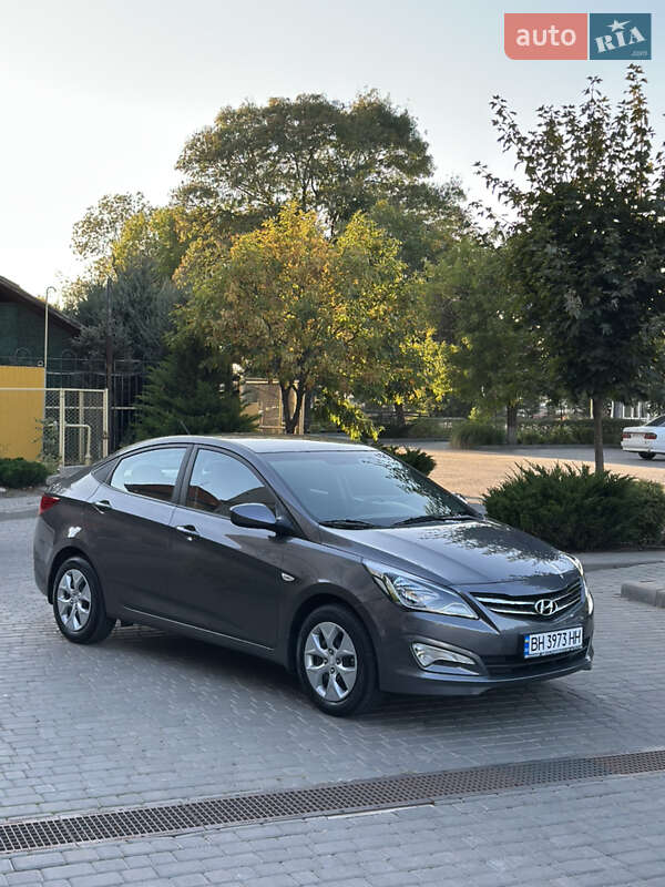 Седан Hyundai Accent 2016 в Одессе