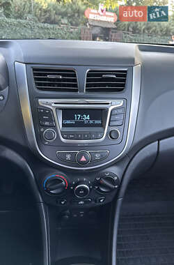 Седан Hyundai Accent 2016 в 