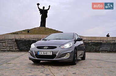 Хэтчбек Hyundai Accent 2017 в 