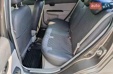 Седан Hyundai Accent 2008 в Запорожье