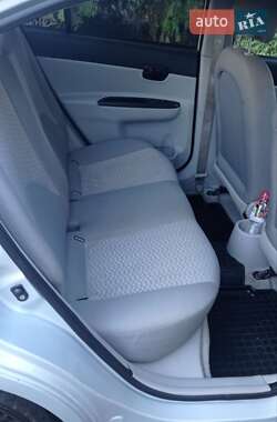 Седан Hyundai Accent 2009 в 