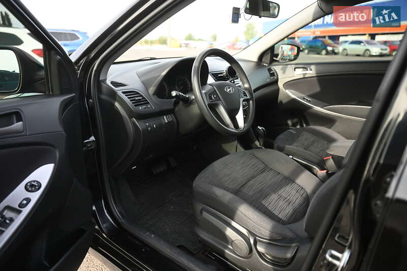 Седан Hyundai Accent 2019 в Луцьку фото 30 Седан Hyundai Accent 2019 в Луцьку