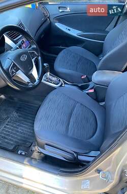 Седан Hyundai Accent 2012 в 
