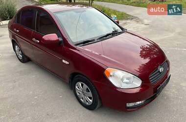 Седан Hyundai Accent 2010 в 