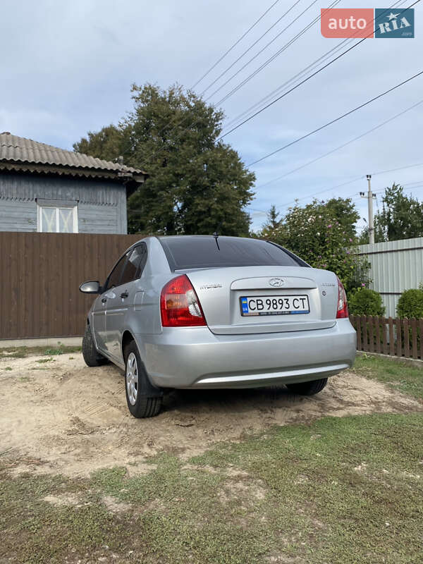 Седан Hyundai Accent 2008 в Конотопе