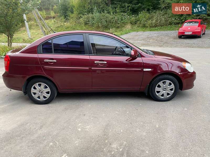 Седан Hyundai Accent 2010 в Виннице