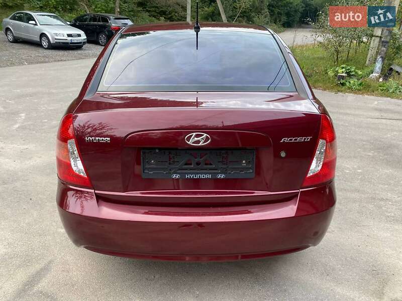 Седан Hyundai Accent 2010 в Виннице