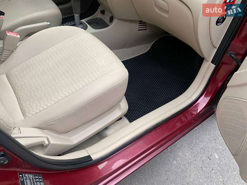 Седан Hyundai Accent 2010 в Виннице