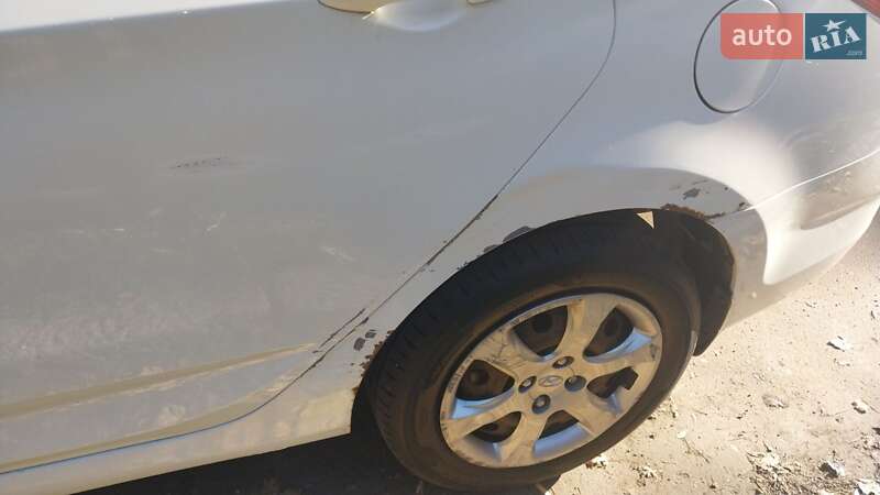 Седан Hyundai Accent 2012 в Харькове