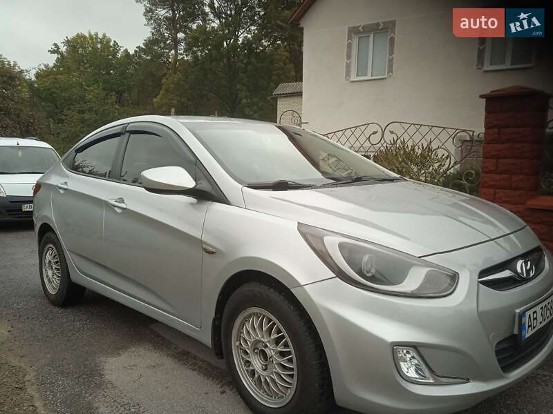Седан Hyundai Accent 2011 в Вінниці фото 2 Седан Hyundai Accent 2011 в Вінниці