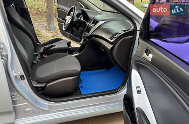 Седан Hyundai Accent 2011 в 