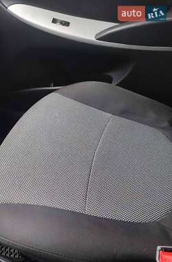 Седан Hyundai Accent 2012 в 