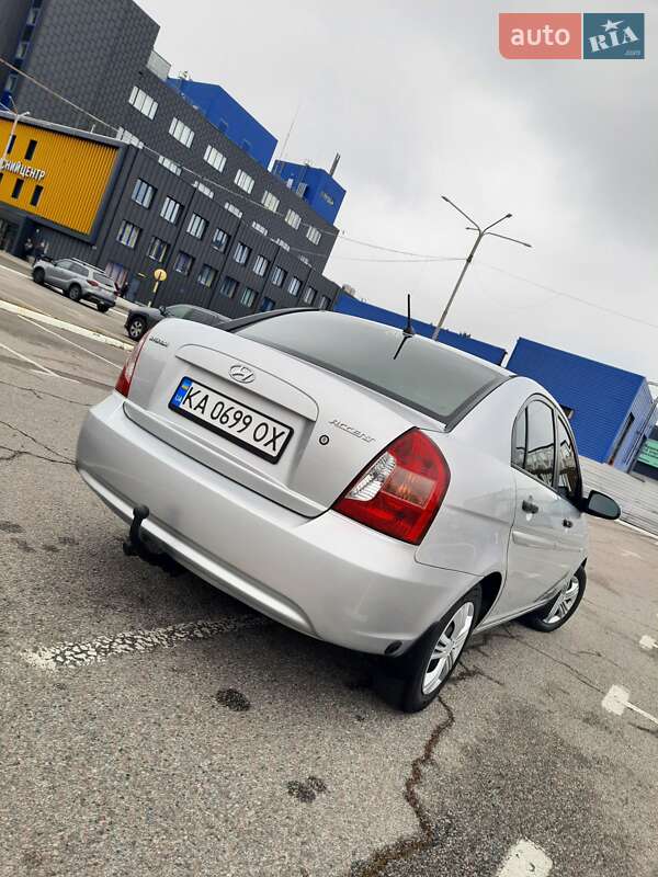 Седан Hyundai Accent 2008 в Киеве