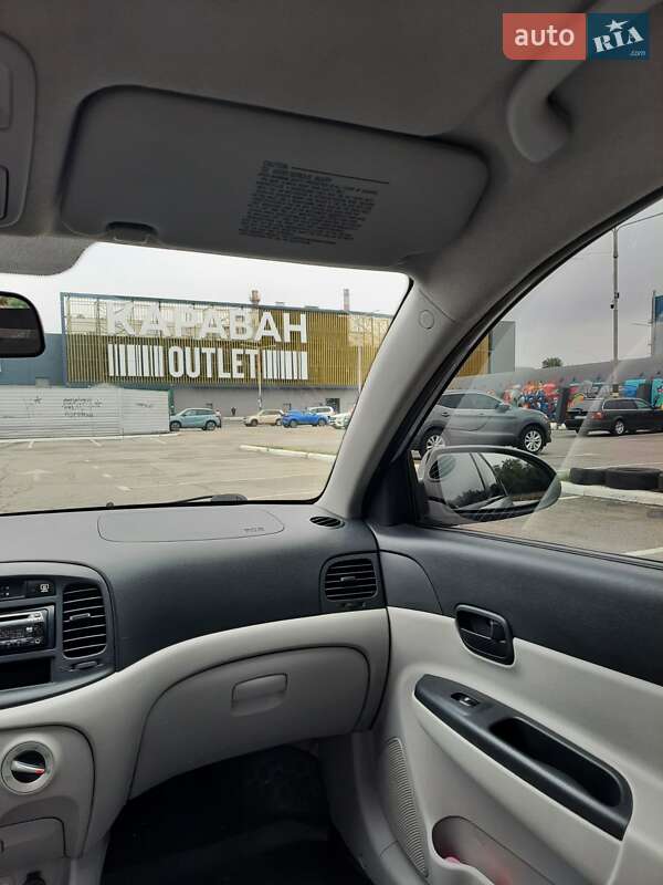 Седан Hyundai Accent 2008 в Киеве