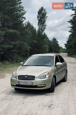 Седан Hyundai Accent 2008 в Попільні