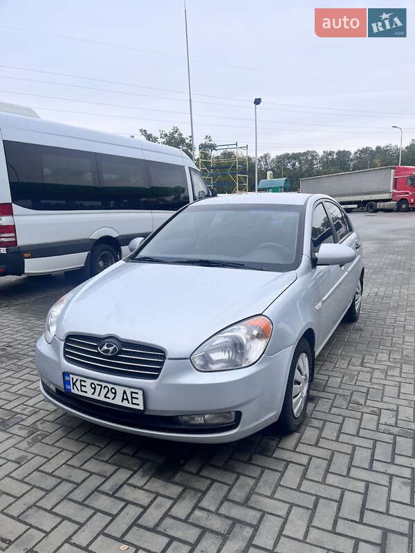 Седан Hyundai Accent 2007 в Днепре