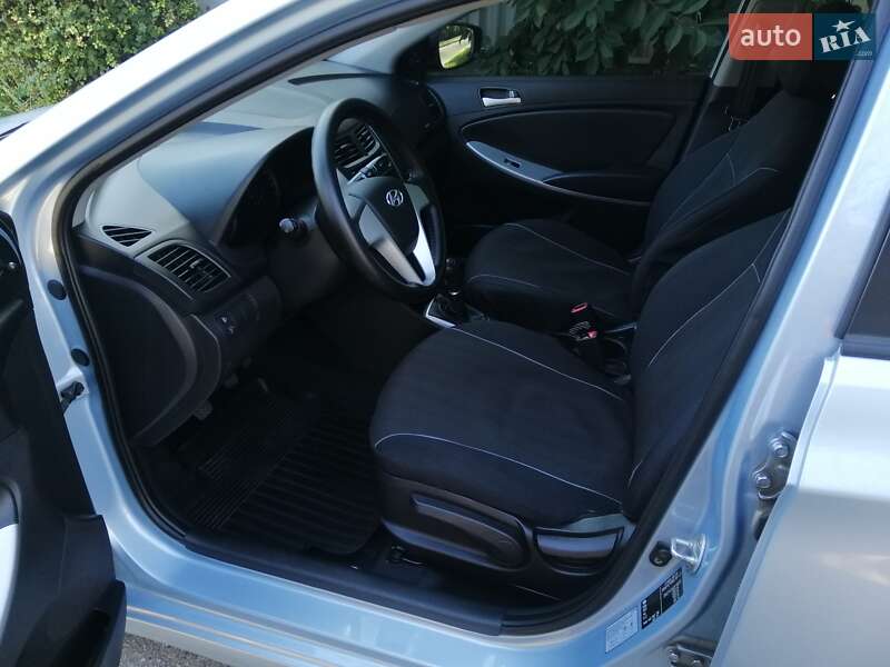 Седан Hyundai Accent 2012 в Запоріжжі