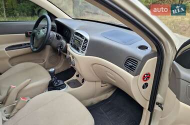 Седан Hyundai Accent 2008 в 