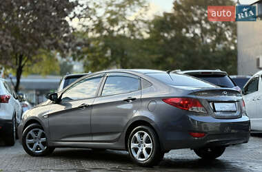 Седан Hyundai Accent 2011 в 