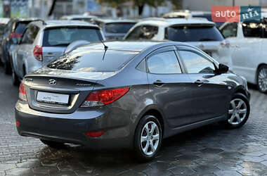 Седан Hyundai Accent 2011 в 