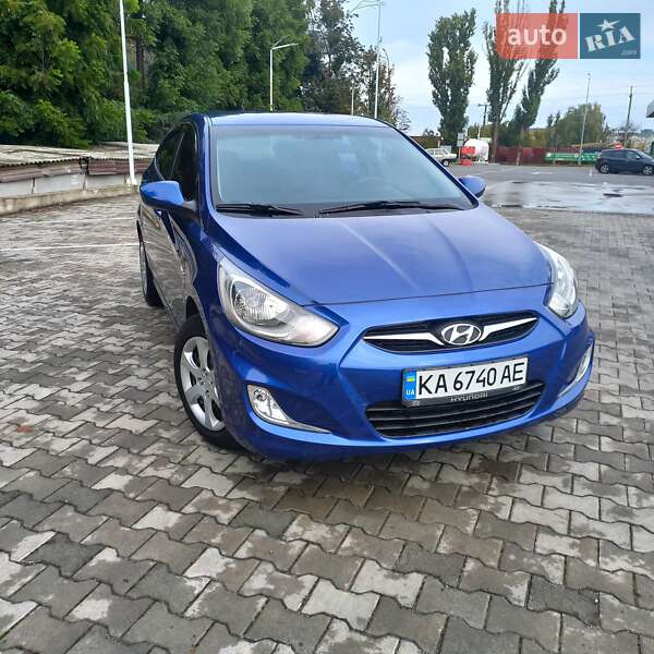 Седан Hyundai Accent 2012 в 