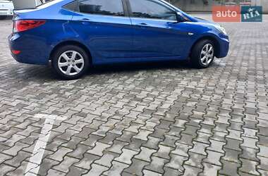 Седан Hyundai Accent 2012 в 